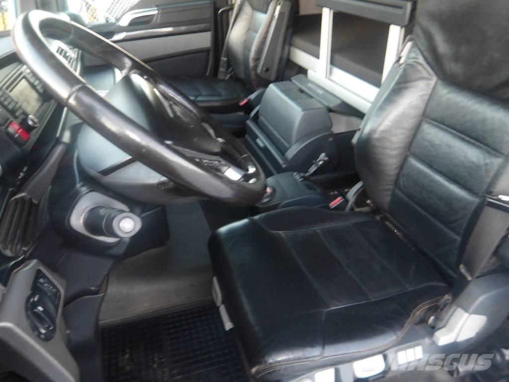 MAN TGX 35.560 8x4 Sklápač na obilie