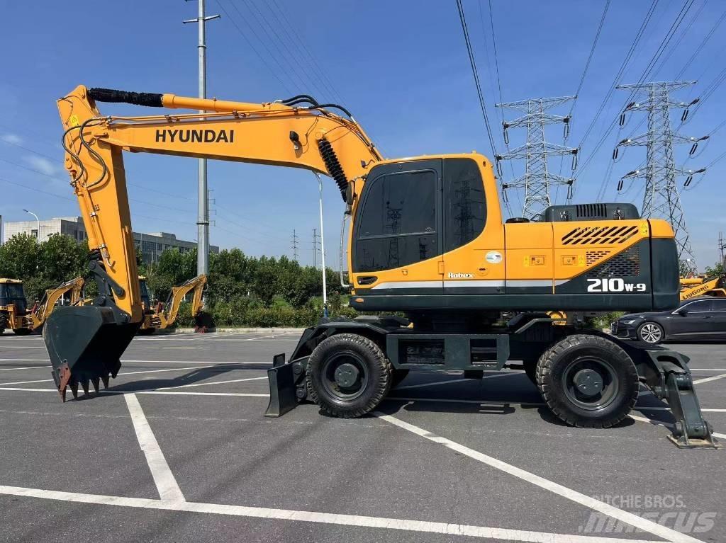 Hyundai 210W-9 Kolesové rýpadlá
