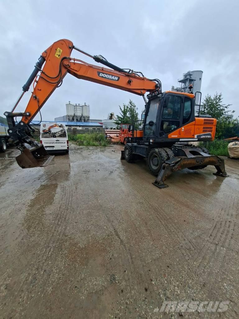 Doosan DX 170 W Kolesové rýpadlá
