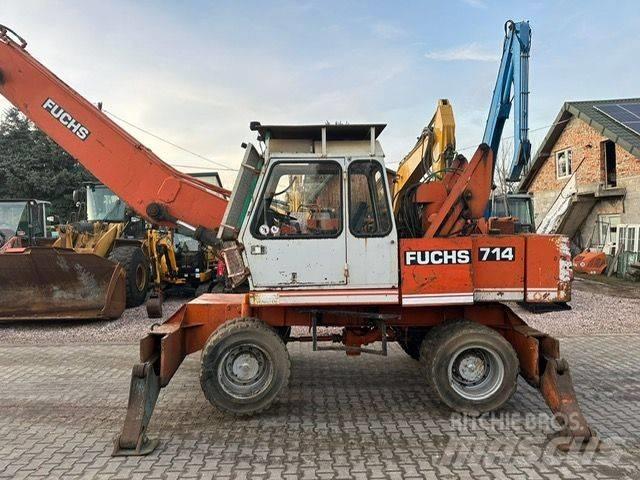 Fuchs FUCHS 714 Stroje pre manipuláciu s odpadom