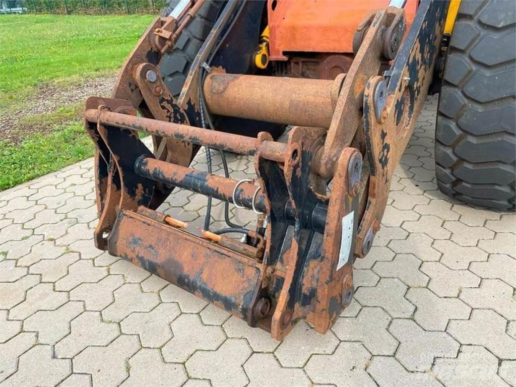 JCB 426E AGRI HT Kolesové nakladače