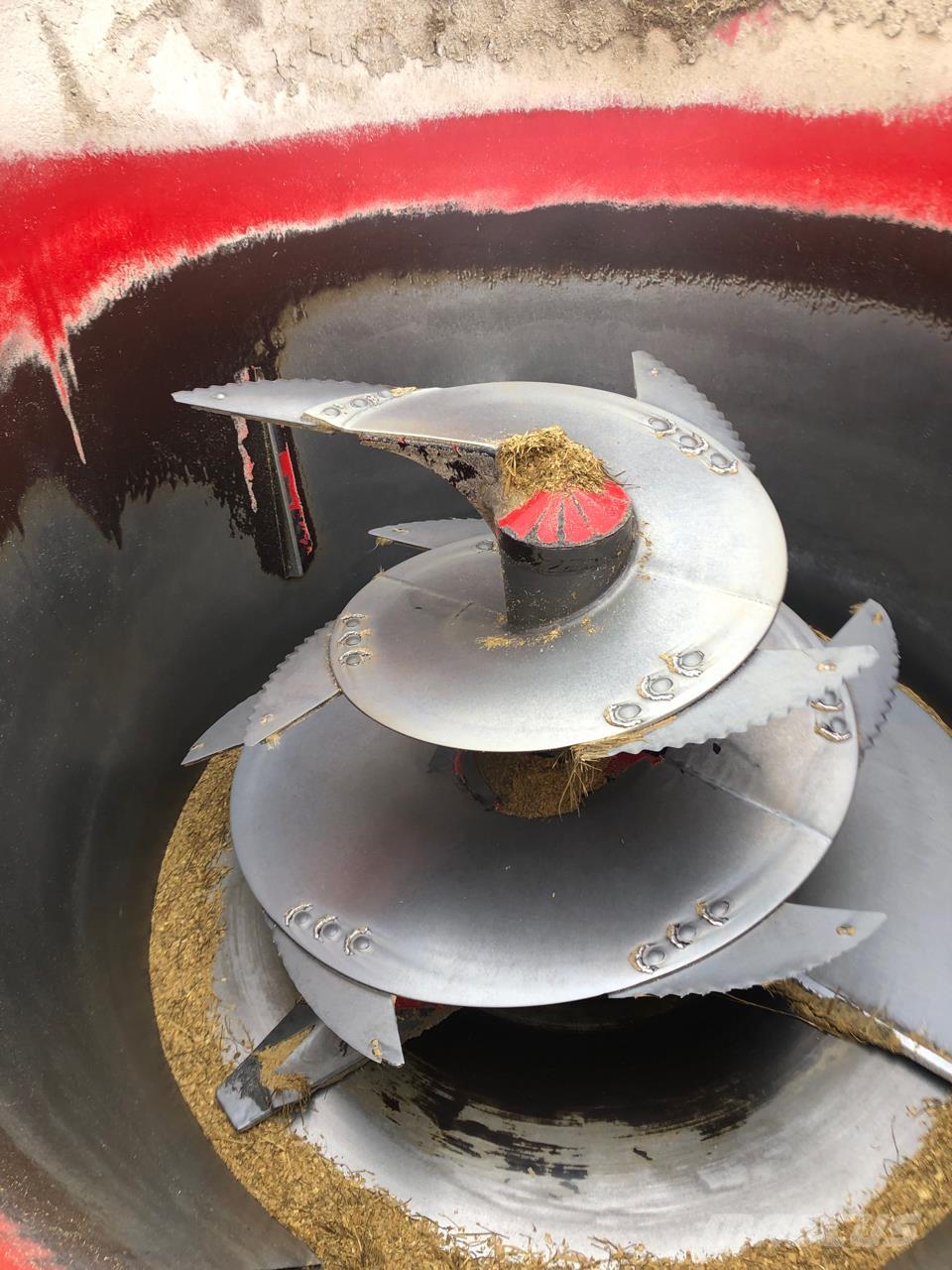 Vicon AVM 12 Dávkovače, podavače