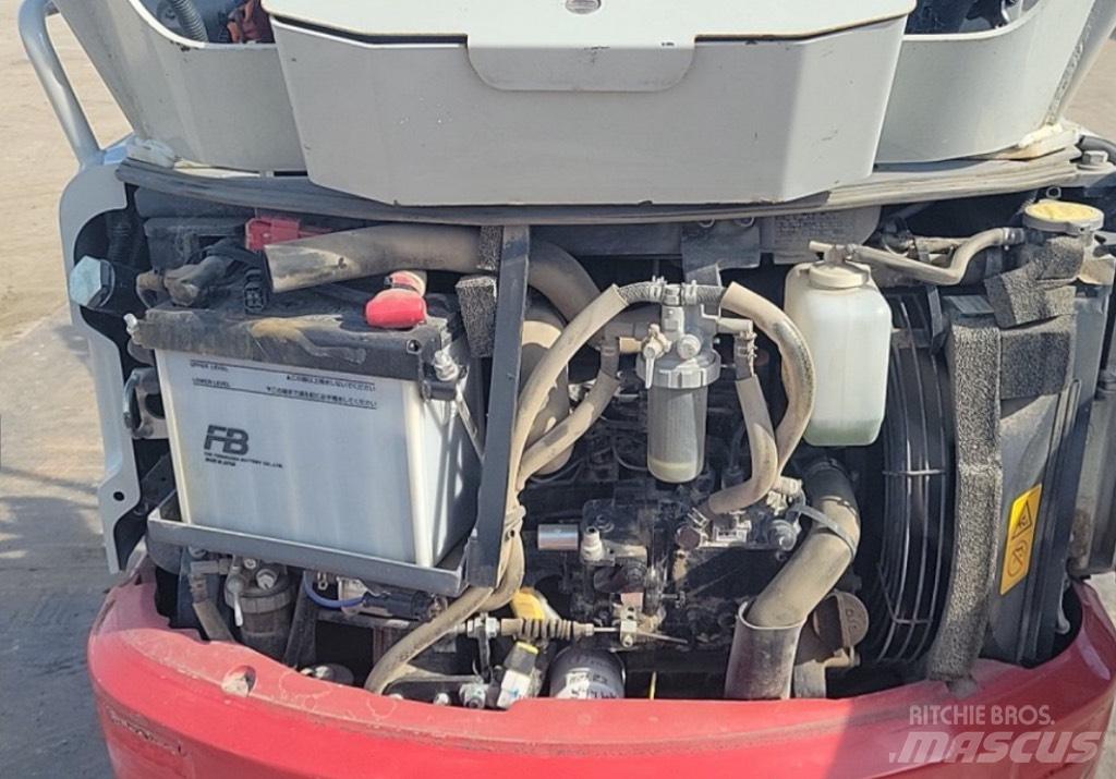 Takeuchi TB 217 R Mini rýpadlá < 7t