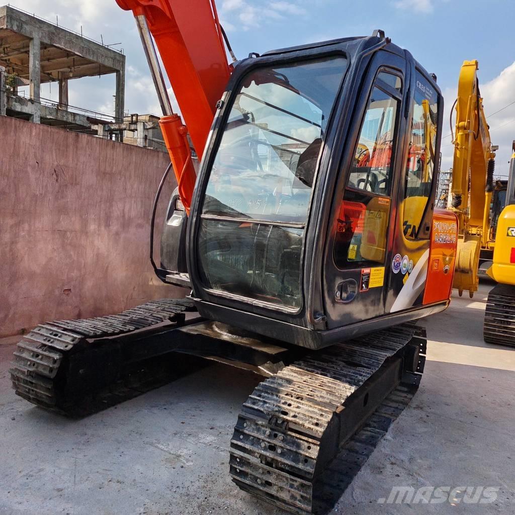 Hitachi ZX 75 Midi rýpadlá 7 t - 12 t