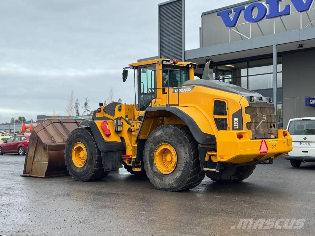 Volvo L 250 H Kolesové nakladače