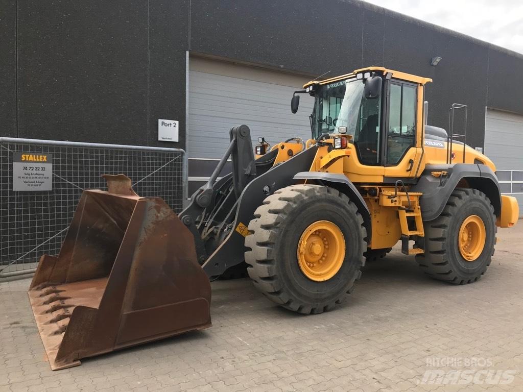 Volvo L110H Kolesové nakladače