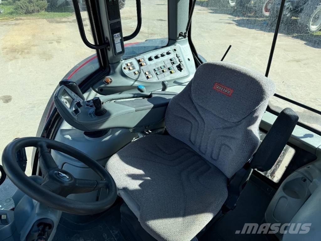 Valtra T 191 Traktory