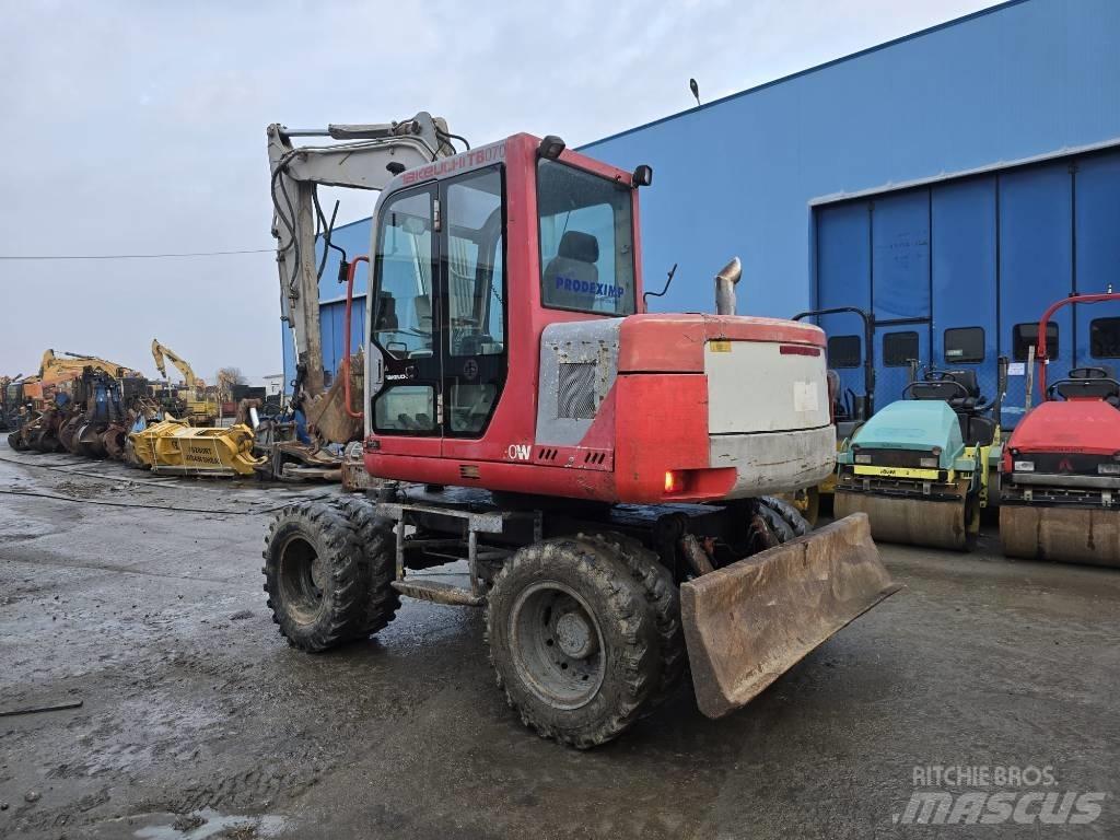 Takeuchi TB070W Kolesové rýpadlá