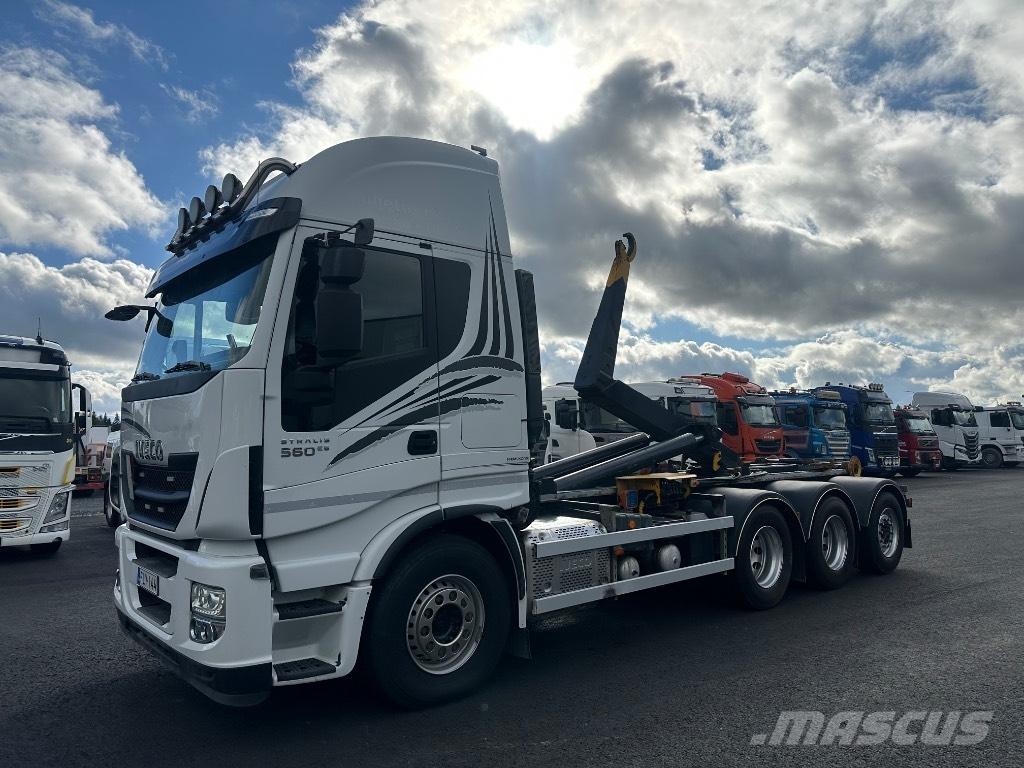 Iveco Stralis 8x4*4 Hákový nosič kontajnerov