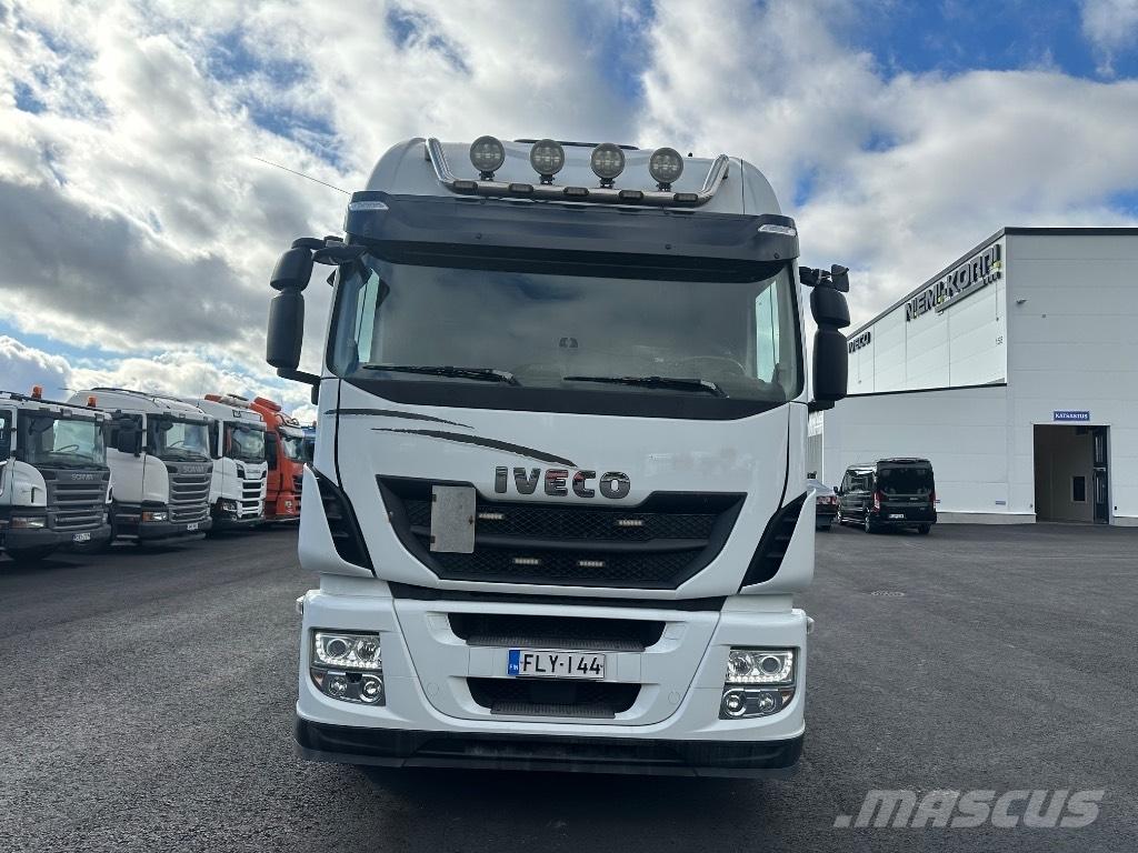 Iveco Stralis 8x4*4 Hákový nosič kontajnerov