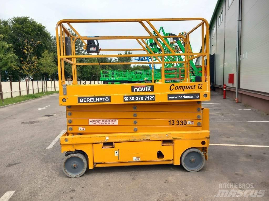 Haulotte Compact 12 Nožnicové zdvíhacie plošiny