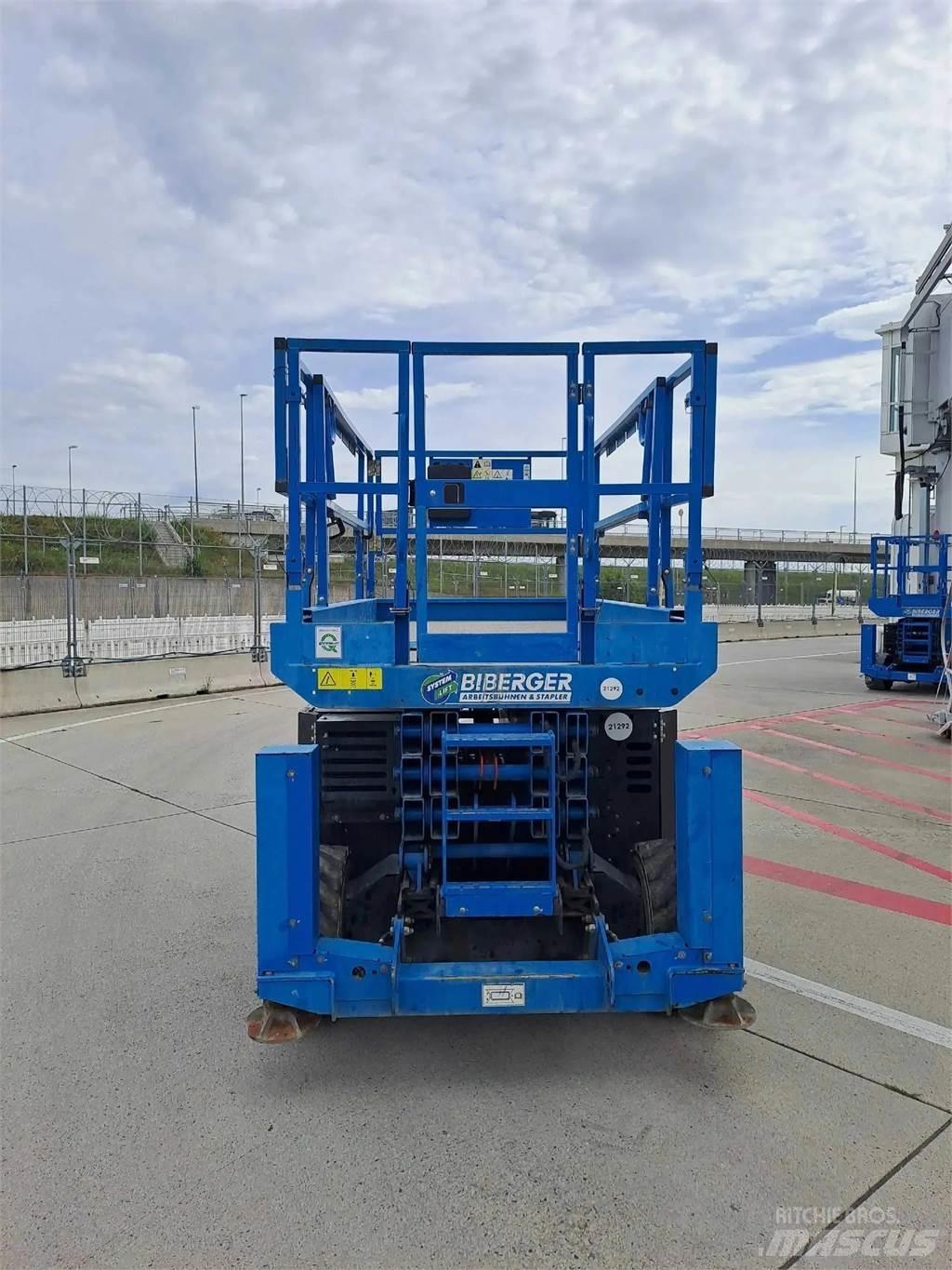 Genie GS 3369 RT Nožnicové zdvíhacie plošiny