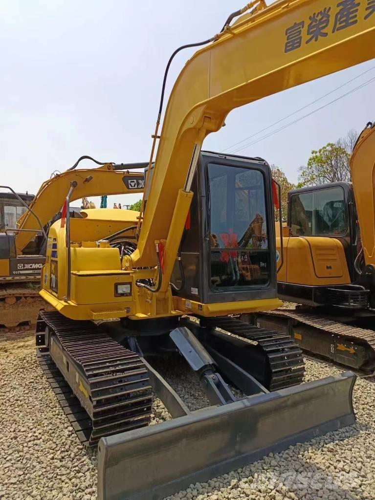 Komatsu PC 70 Midi rýpadlá 7 t - 12 t