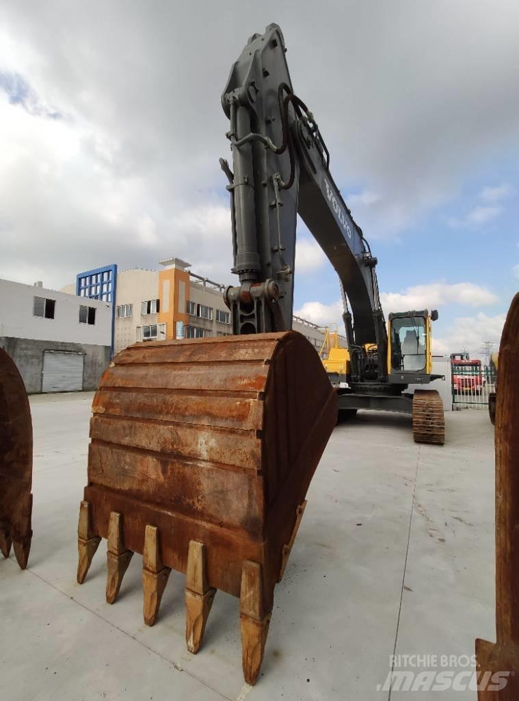 Volvo EC 460 B LC Pásové rýpadlá