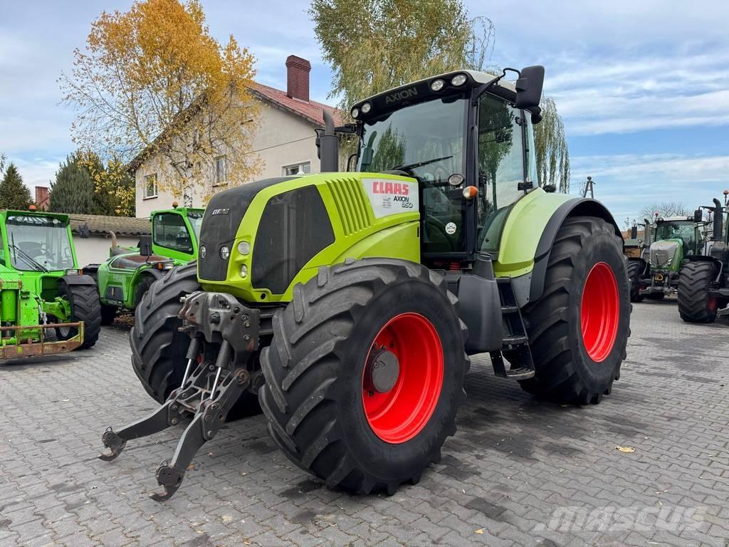 CLAAS AXION 850 CIS Traktory