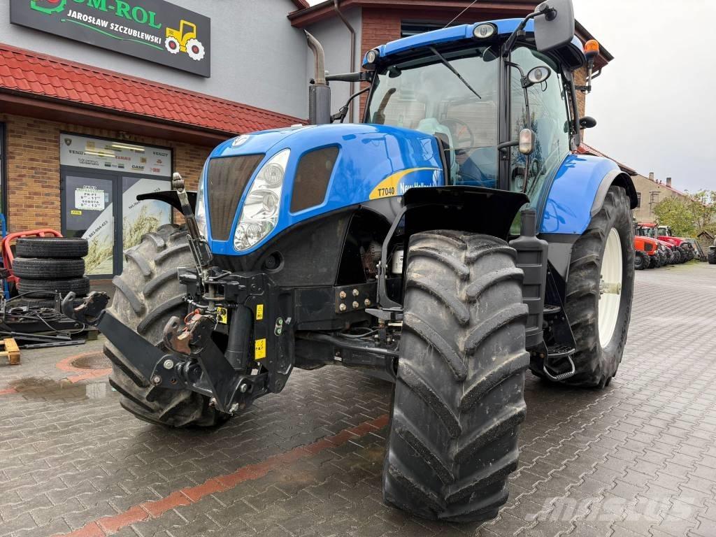 New Holland T 7040 Traktory