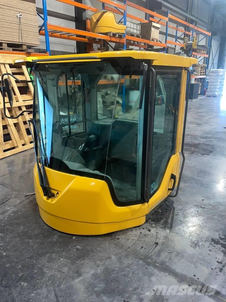 Volvo L 120 H Kabíny a interiér