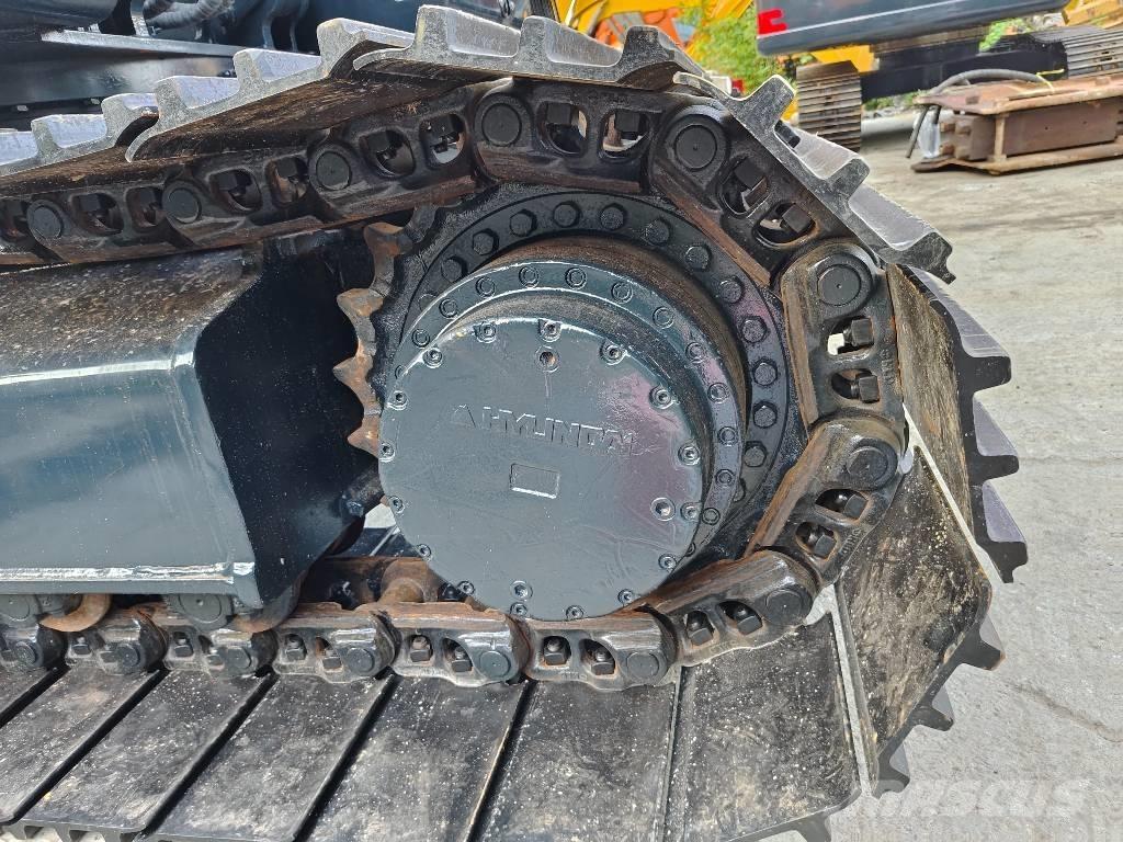 Hyundai R305LC-9T Pásové rýpadlá