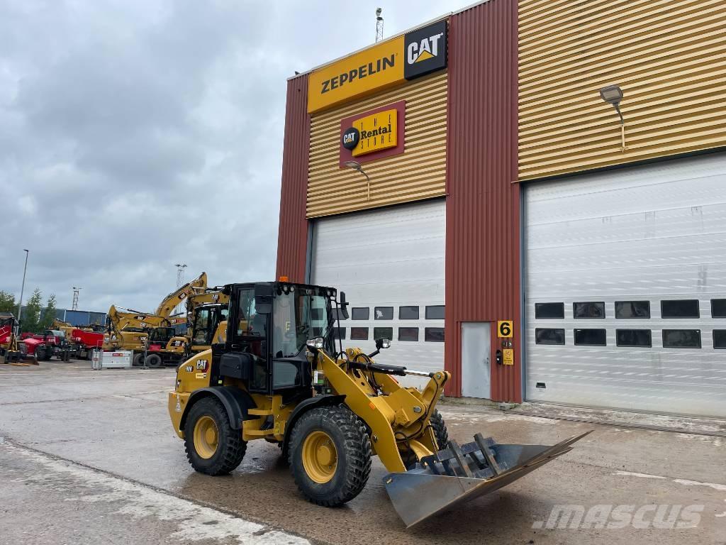 CAT 908 M Kolesové nakladače