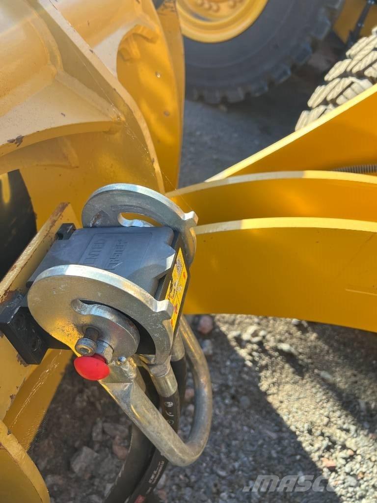 CAT 914 Kolesové nakladače