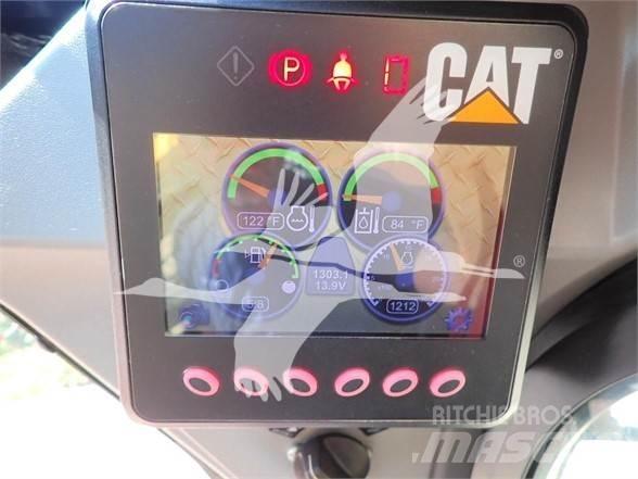 CAT 249D Šmykom riadené nakladače
