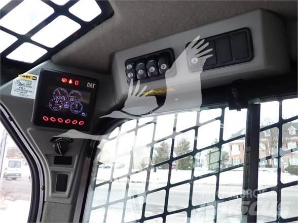 CAT 262D Šmykom riadené nakladače