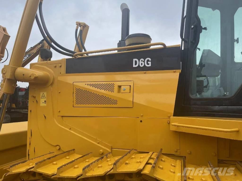 CAT D 6 G Pásové dozéry