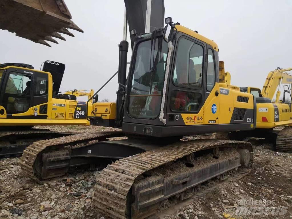 Volvo EC 290 B LC Pásové rýpadlá