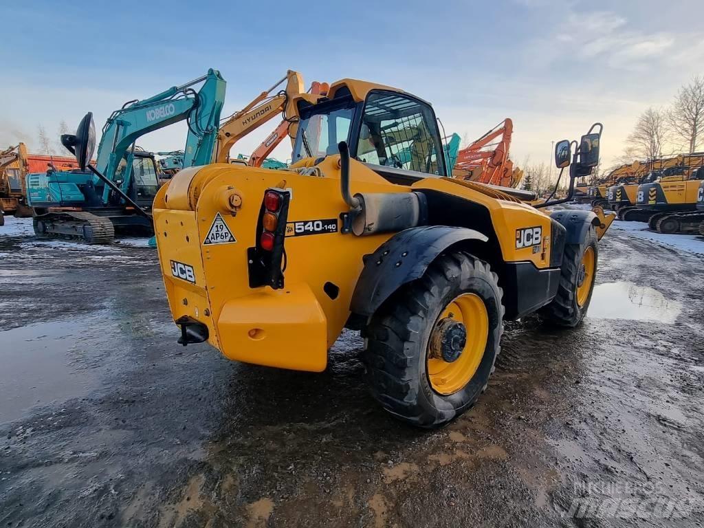 JCB 540-140 Hi-Viz Teleskopické manipulátory