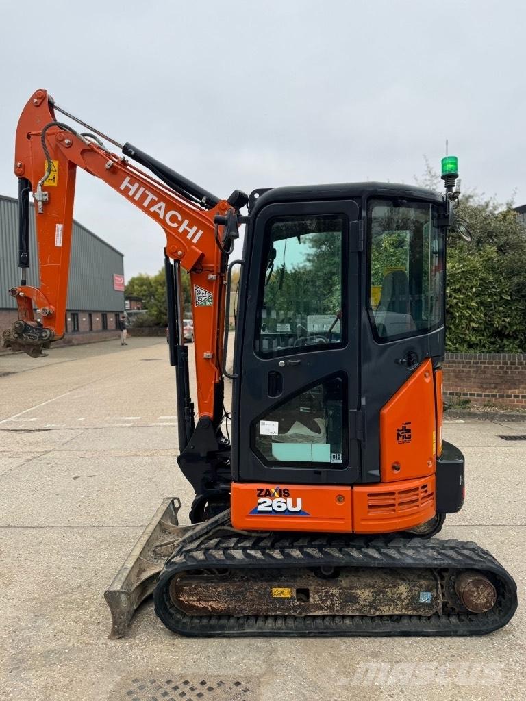 Hitachi zx26 Mini rýpadlá < 7t