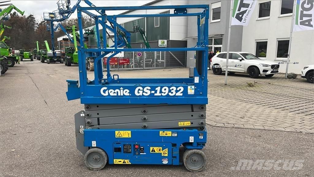 Genie GS-1932 Nožnicové zdvíhacie plošiny