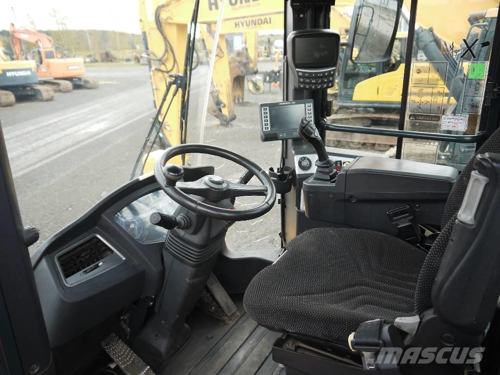 Hyundai HL955A Kolesové nakladače