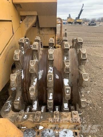 CAT 815 B Pôdne kompaktory