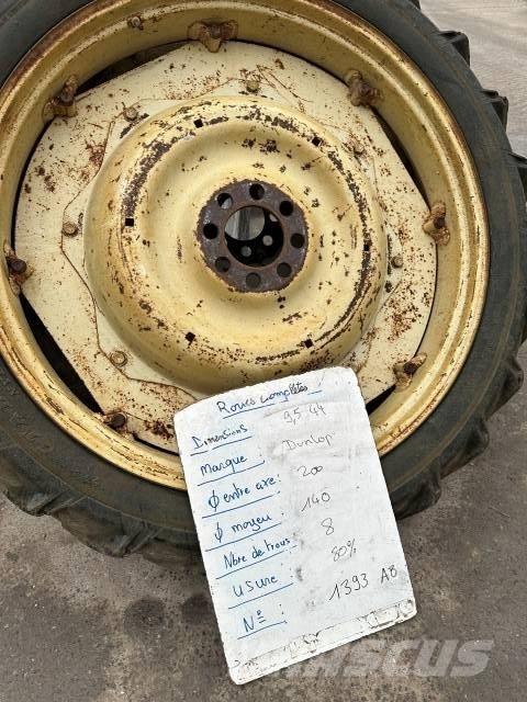 Dunlop 9.5R44 Pneumatiky, kolesá a ráfiky