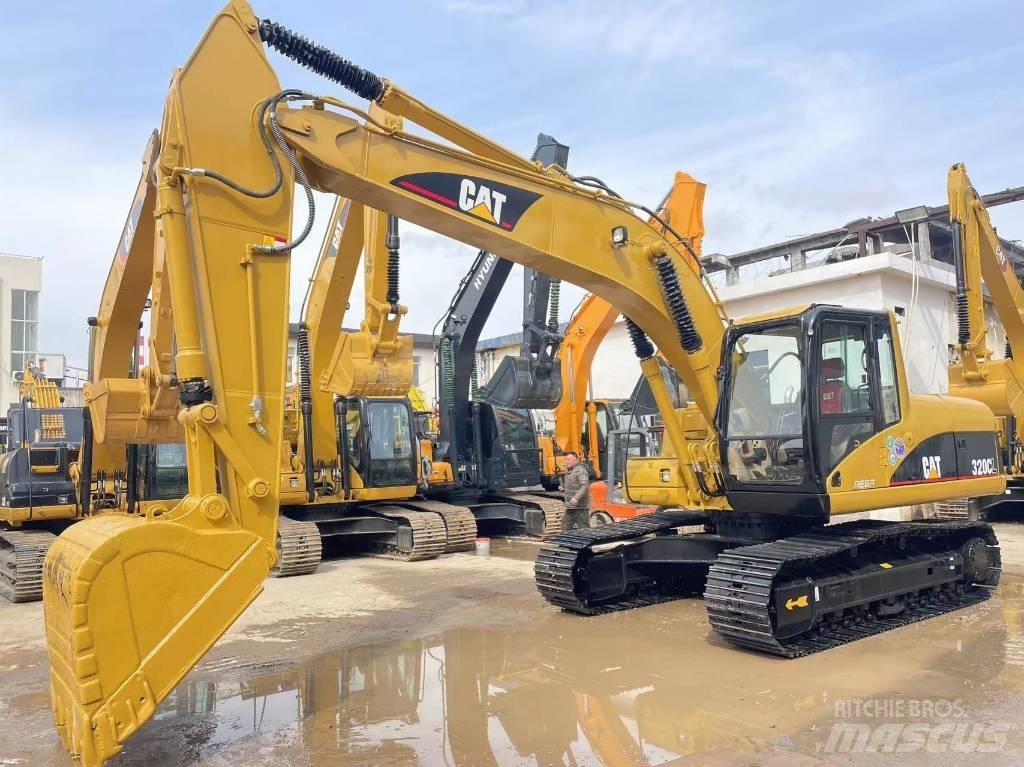 CAT 320 C L Pásové rýpadlá