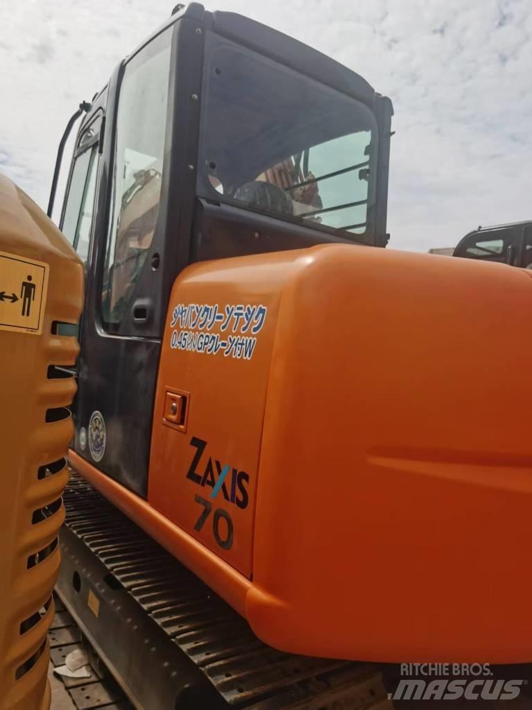 Hitachi ZX 70 Mini rýpadlá < 7t