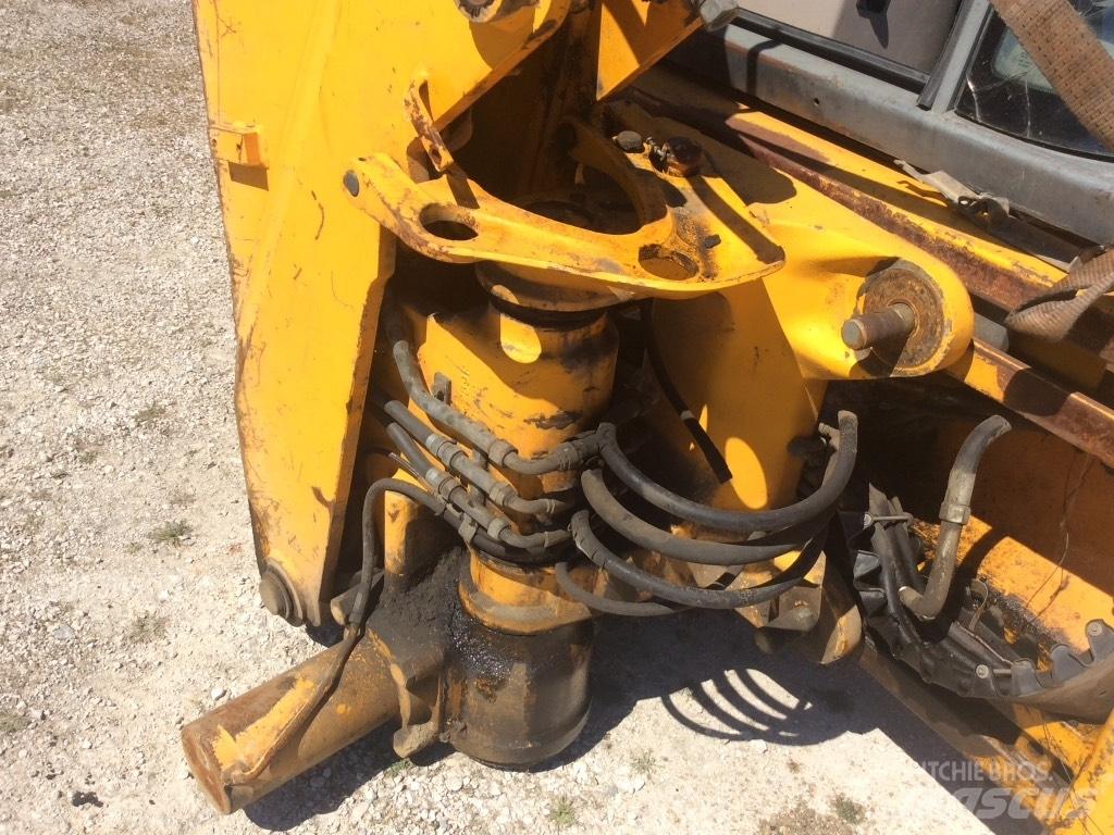 JCB 3 CX Kabíny a interiér