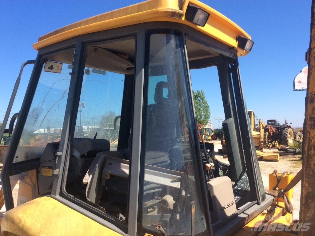 JCB 3 CX Kabíny a interiér