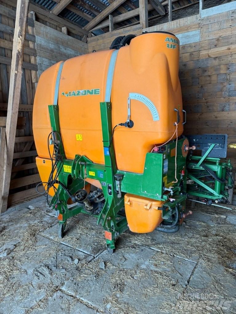 Amazone UF 1801 Nesené postrekovače