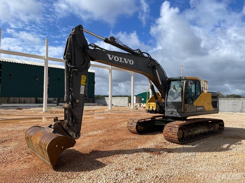 Volvo EC 220 E Pásové rýpadlá