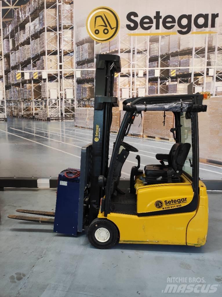 Yale ERP15VT SWB Akumulátorové vozíky