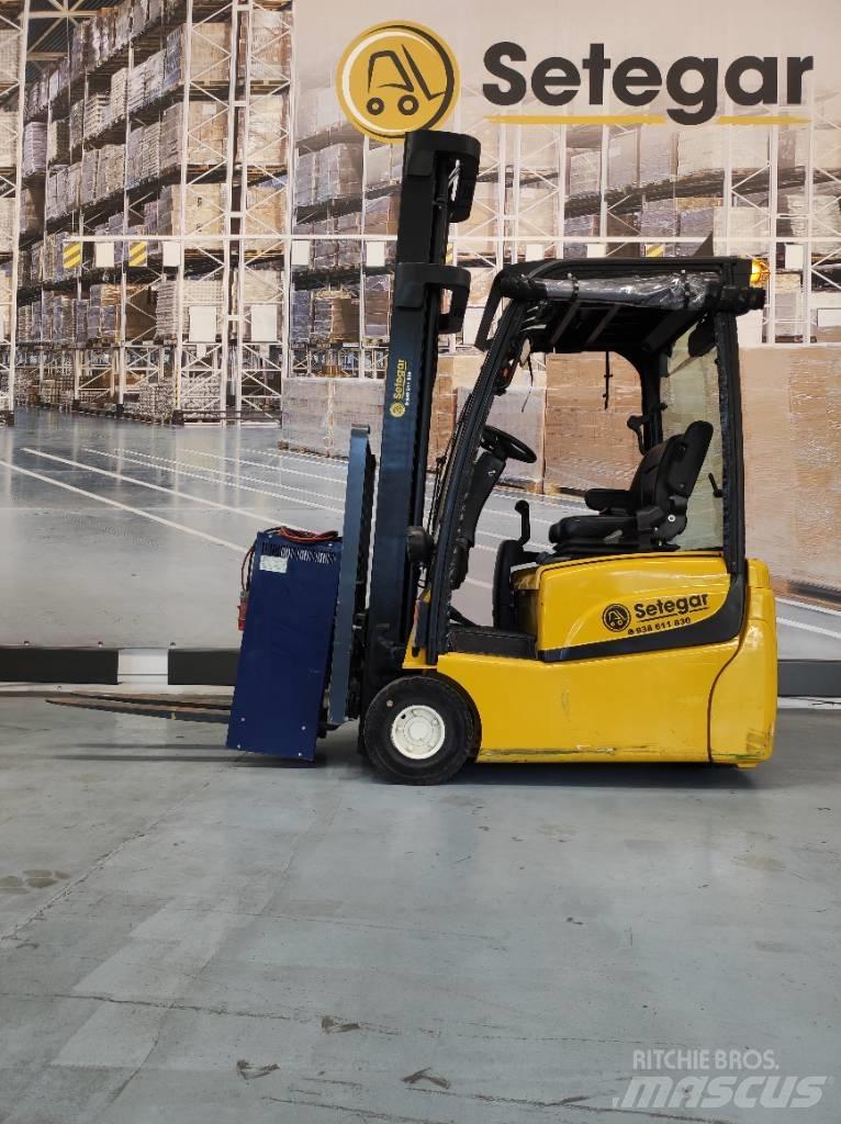 Yale ERP15VT SWB Akumulátorové vozíky
