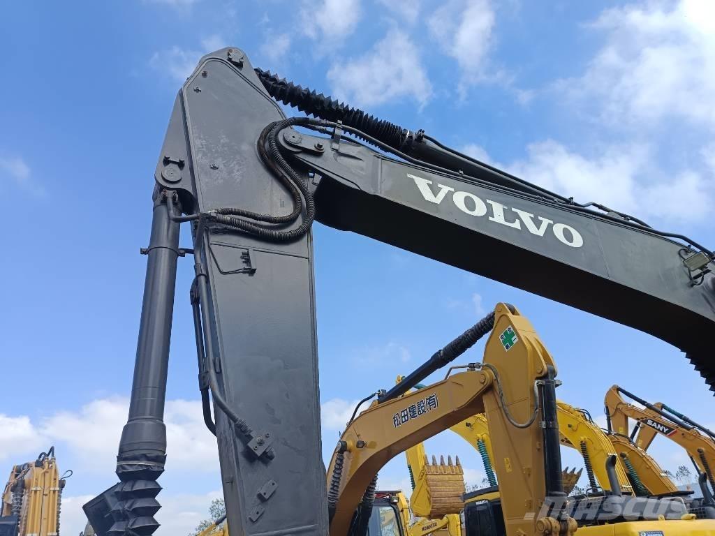 Volvo EC 210 B Pásové rýpadlá