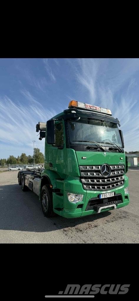Mercedes-Benz Actros Hákový nosič kontajnerov