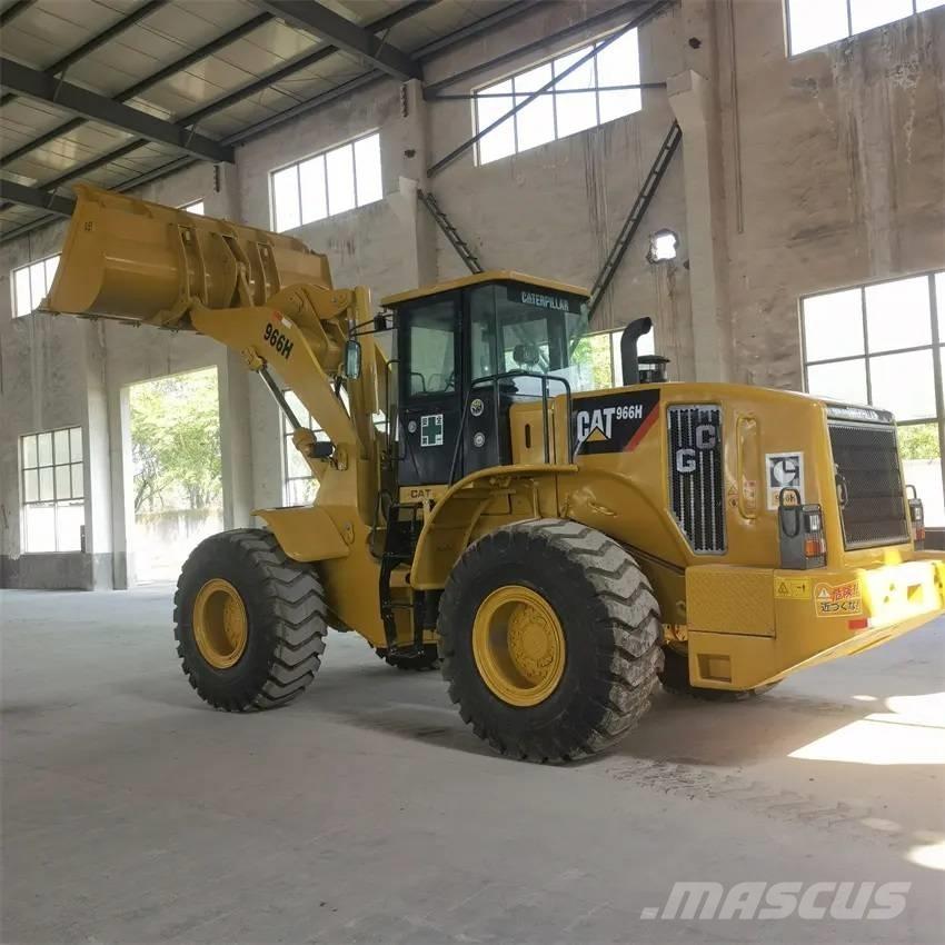 CAT 966H Kolesové nakladače