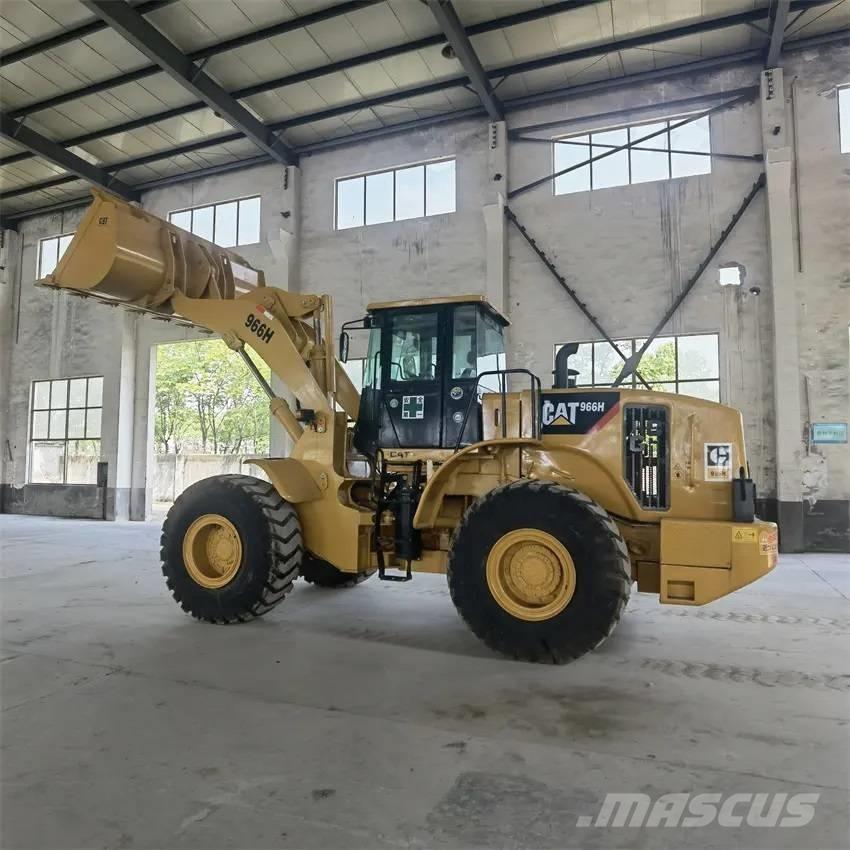 CAT 966H Kolesové nakladače