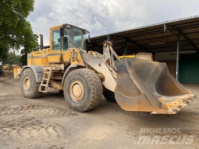 Volvo L 150 Kolesové nakladače