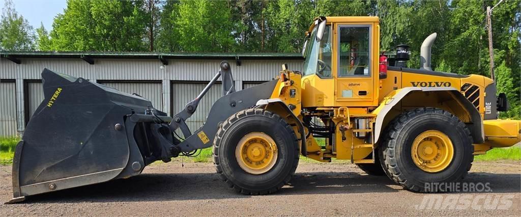 Volvo L110 E-4X4 Kolesové nakladače
