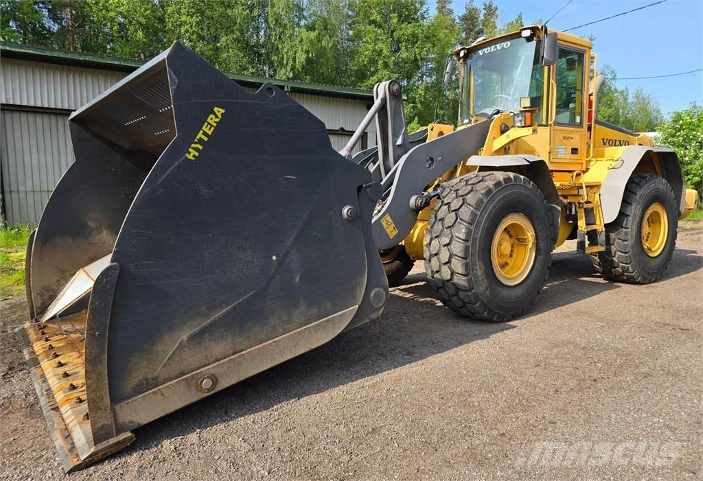 Volvo L110 E-4X4 Kolesové nakladače