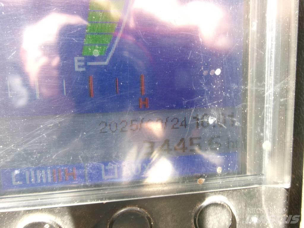 Takeuchi TB 240 Mini rýpadlá < 7t
